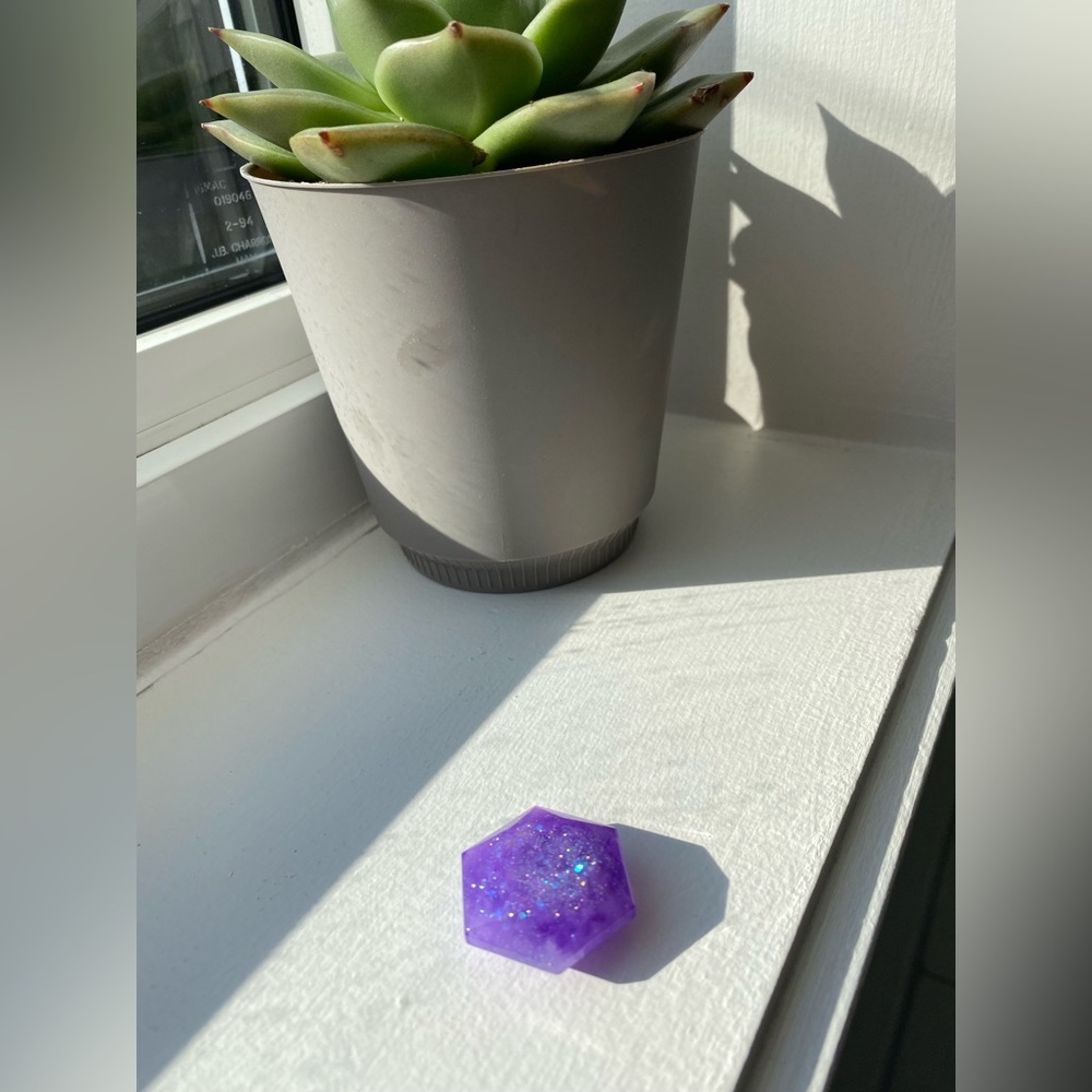 House decoration ~ Small purple hexagon crystal with gold flakes base 💜